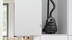 BGC21X300-seri / 4 torbasız elektrikli süpürge -siyah